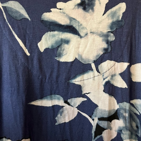 Soft Surroundings floral Shapely Anywhere Faux Wrap midi dress 1X - Picture 6 of 8